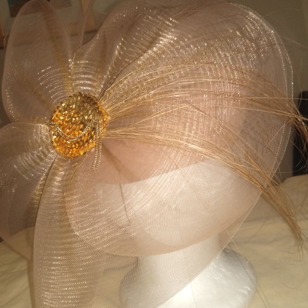 Hat. - Picture 3 of 4